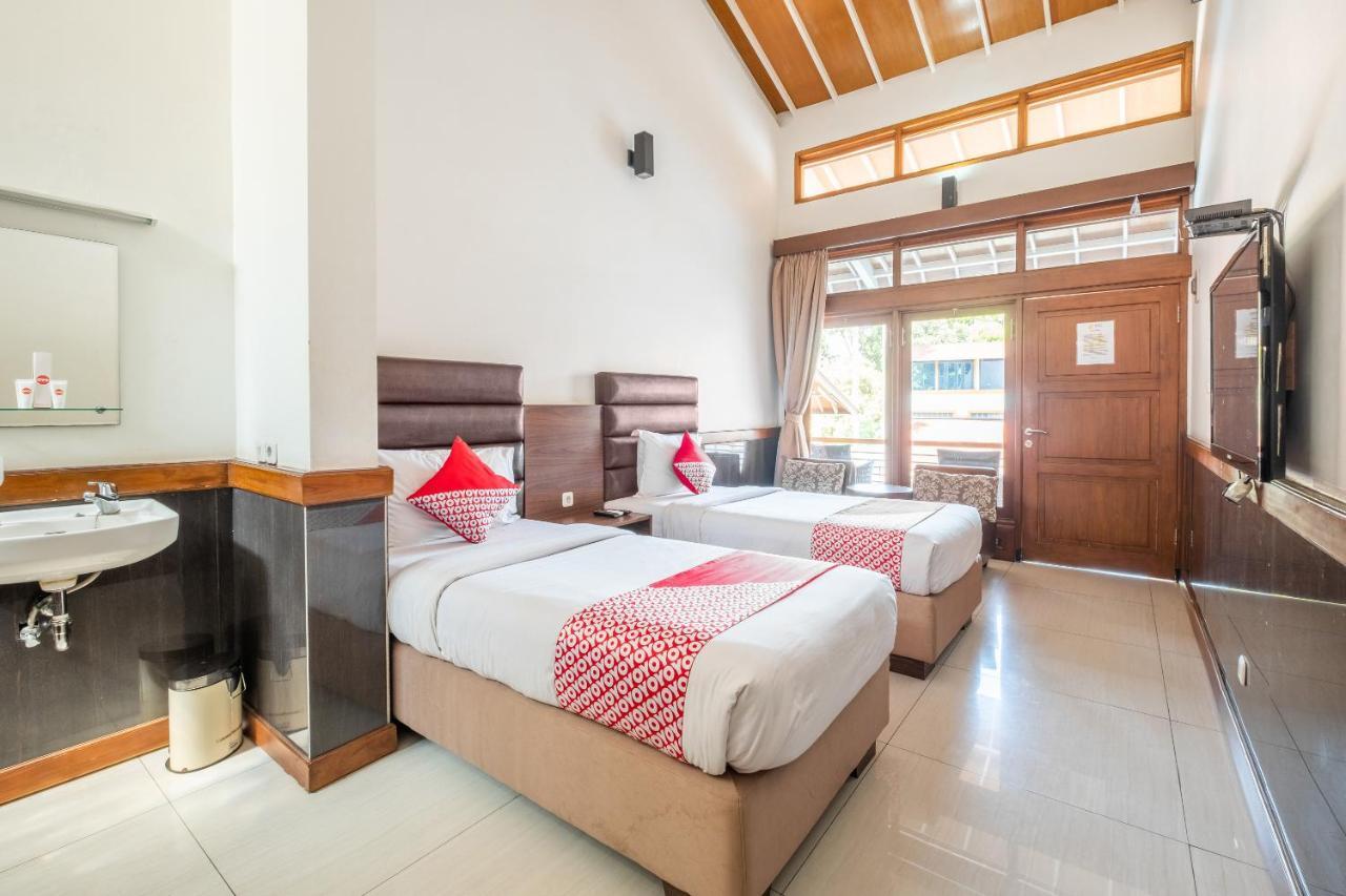 Oyo 1210 Nice Guesthouse Bandung Exterior foto