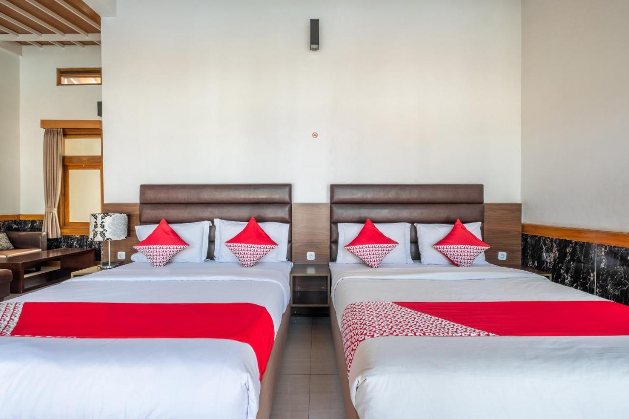 Oyo 1210 Nice Guesthouse Bandung Exterior foto