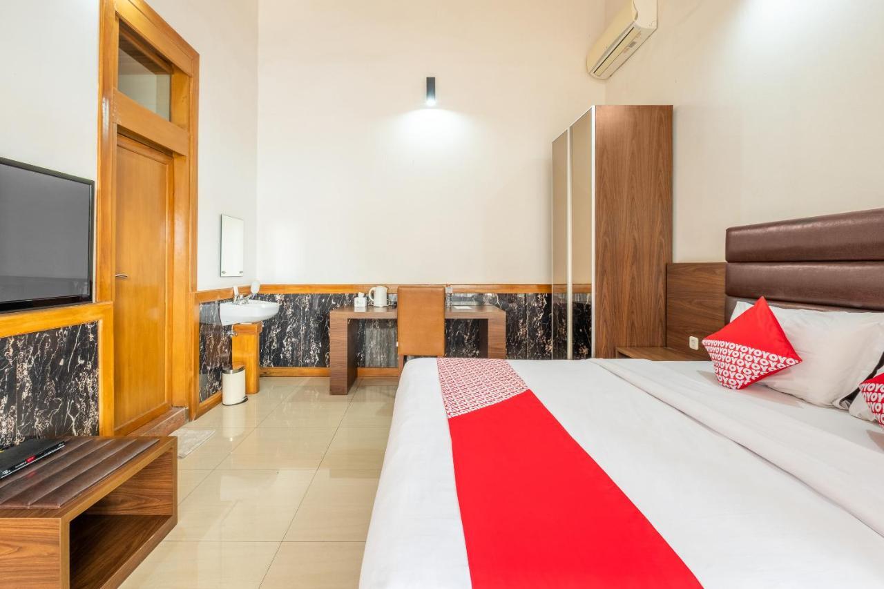 Oyo 1210 Nice Guesthouse Bandung Exterior foto